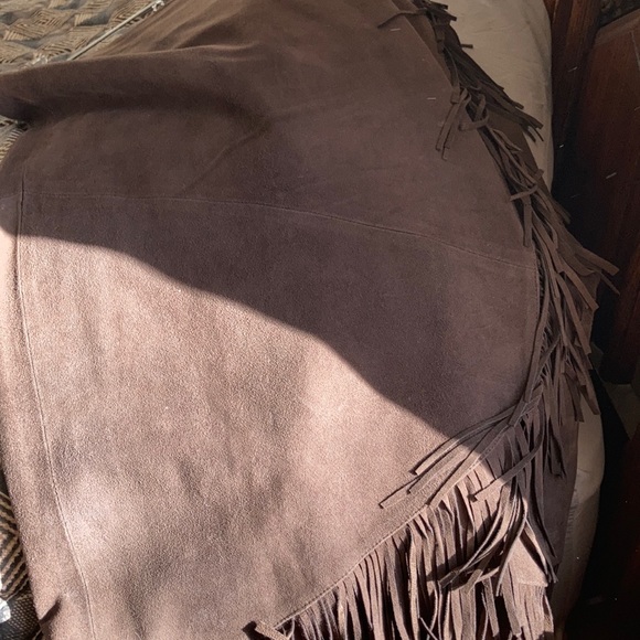 Dark Brown Suede Skirt w/Fringe - Picture 5 of 9